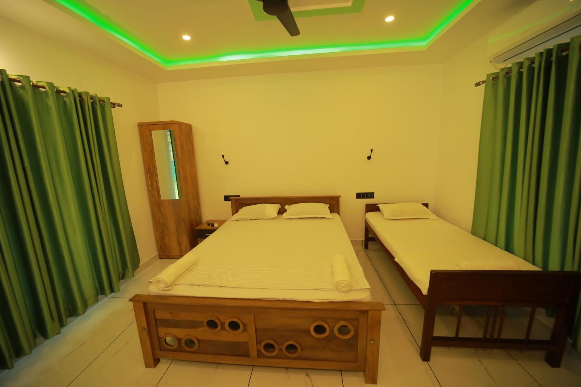 Ferienwohnung Prakruthi Residency Munroeisland Mundrothuruth Exterior foto