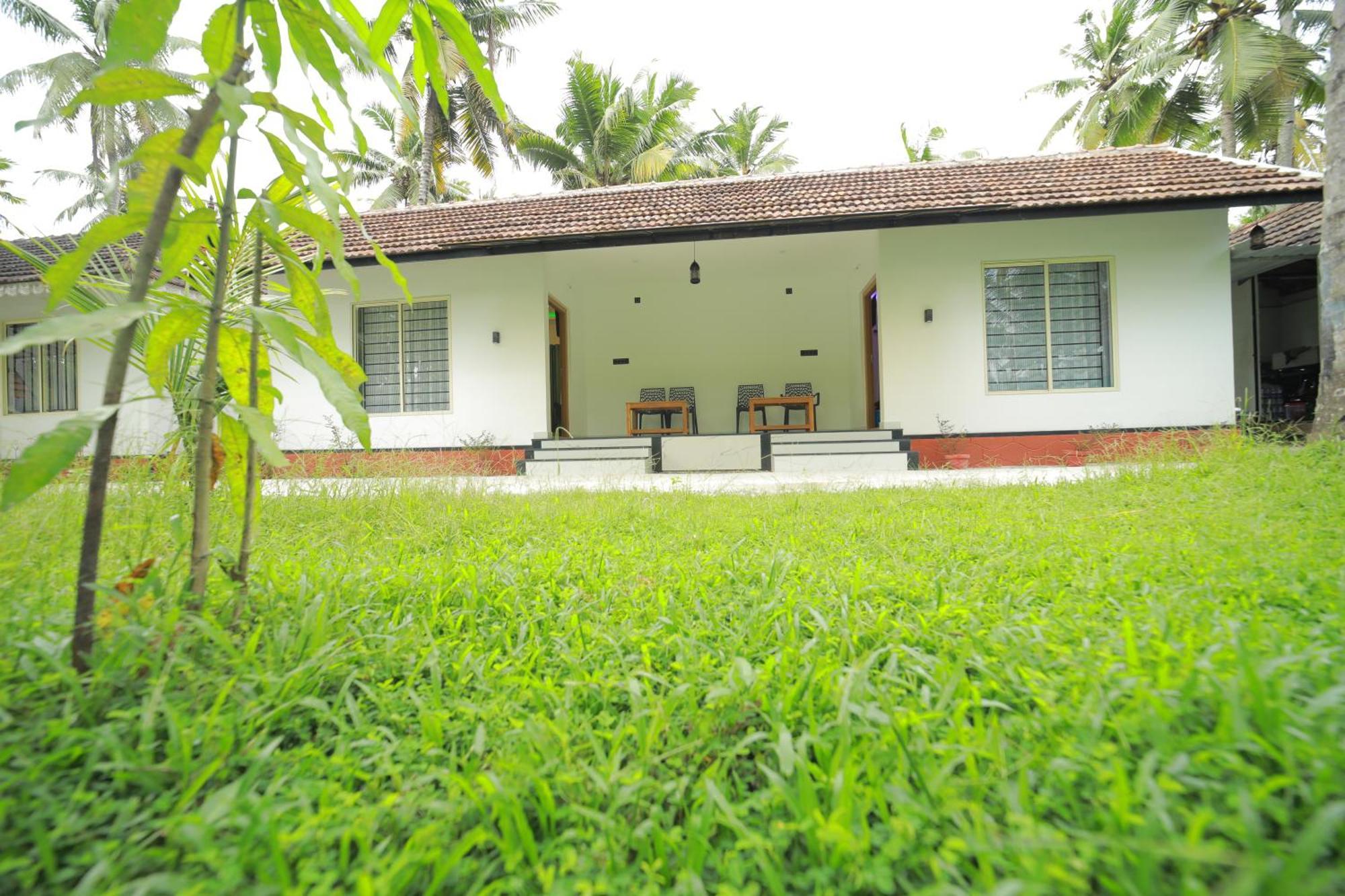 Ferienwohnung Prakruthi Residency Munroeisland Mundrothuruth Exterior foto