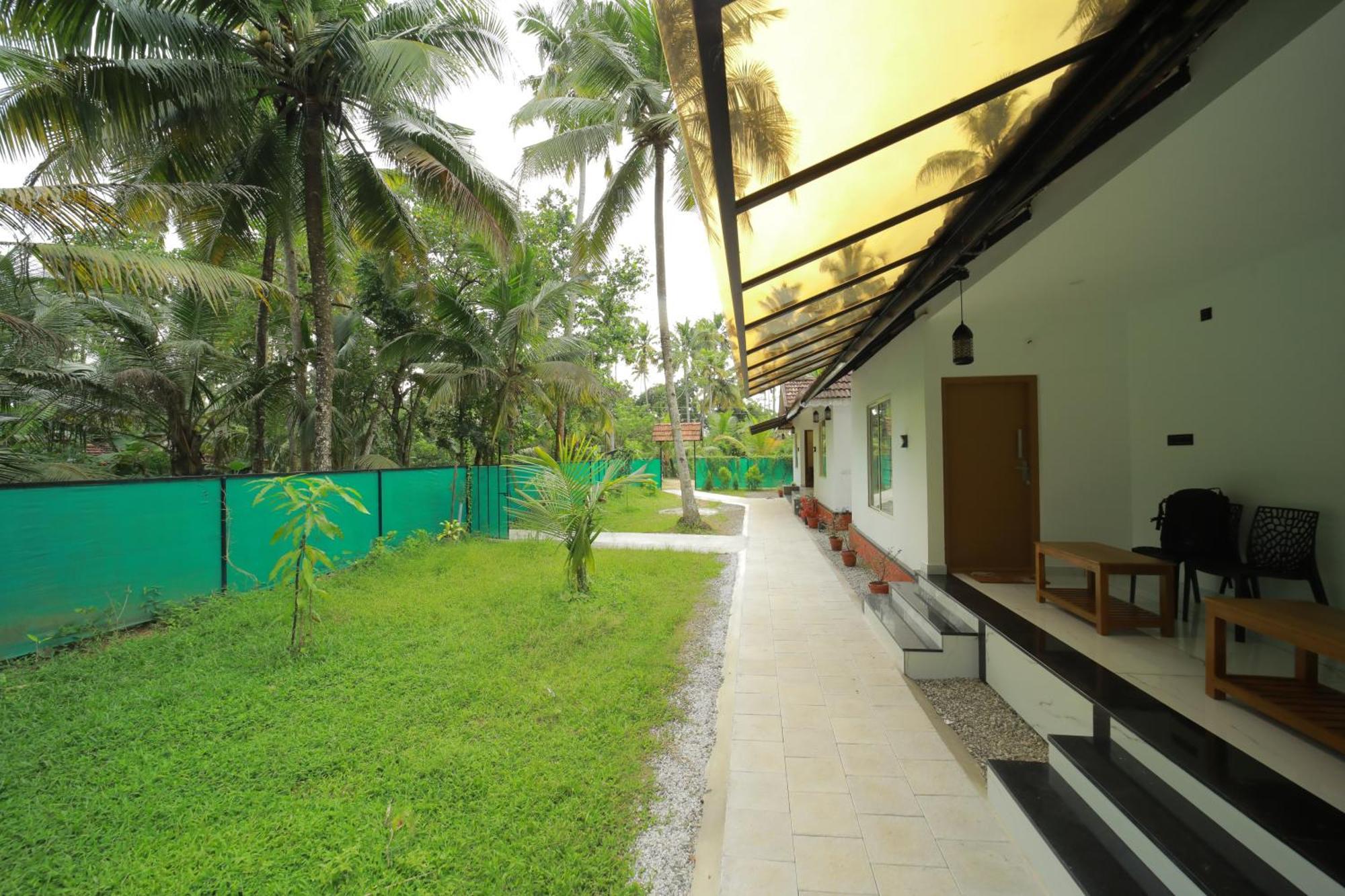 Ferienwohnung Prakruthi Residency Munroeisland Mundrothuruth Exterior foto