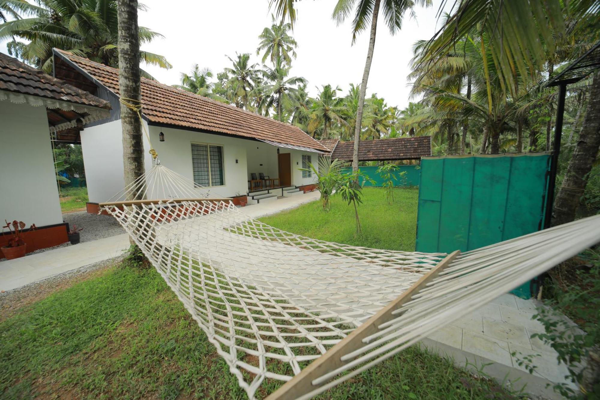 Ferienwohnung Prakruthi Residency Munroeisland Mundrothuruth Exterior foto